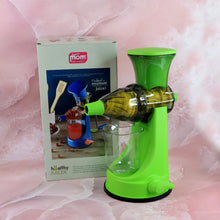 Supermom Manual Multi-Functional Fruit and Vegetable Juicer (1 Pc)